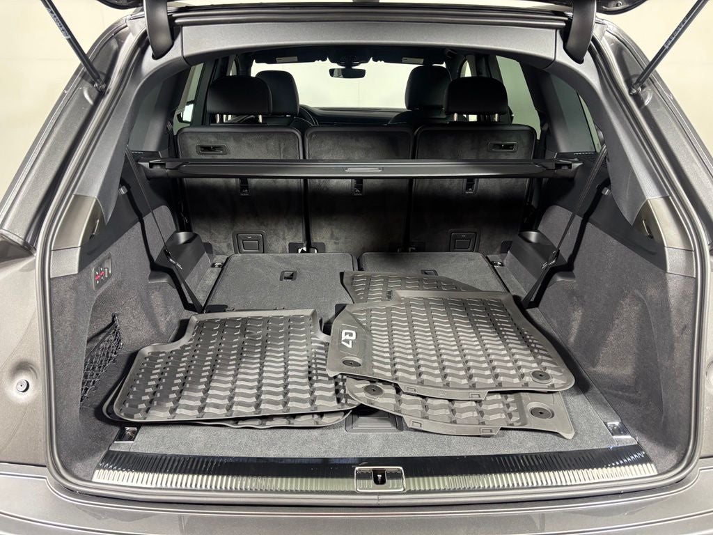 2026 Audi Q7 45 Premium quattro