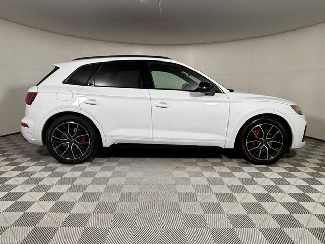 2025 Audi SQ5 Premium Plus