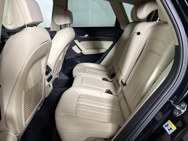 2022 Audi Q5 Premium Plus