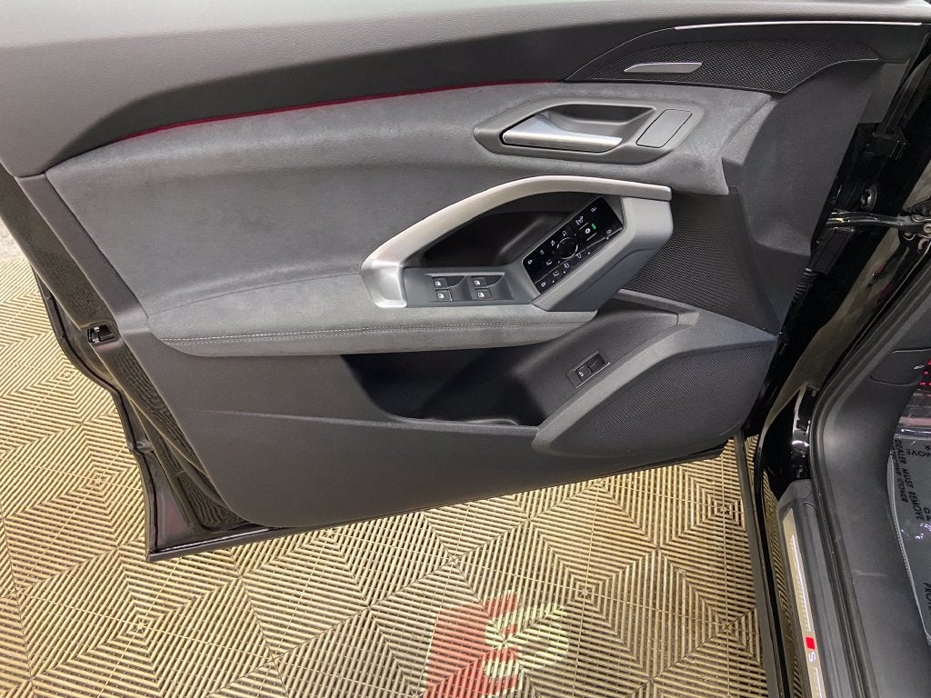 2026 Audi SQ5 Sportback Prestige quattro