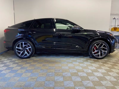2027 Audi SQ6 e-tron Premium Plus quattro