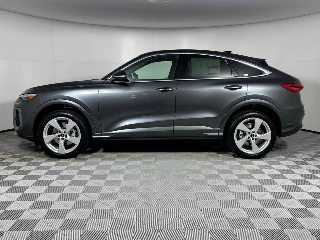 2026 Audi Q5 2.0T Premium Plus quattro