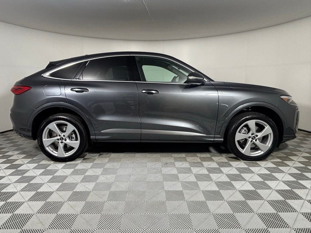 2026 Audi Q5 2.0T Premium Plus quattro