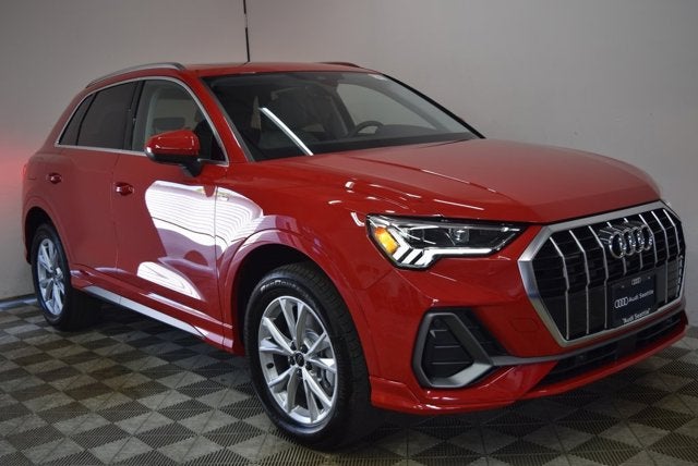 2025 Audi Q3 S line Premium Plus