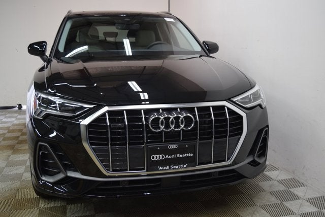 2025 Audi Q3 S line Premium Plus