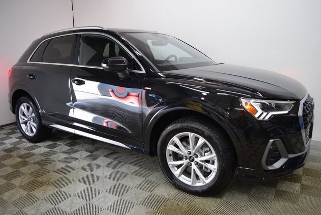 2025 Audi Q3 S line Premium Plus