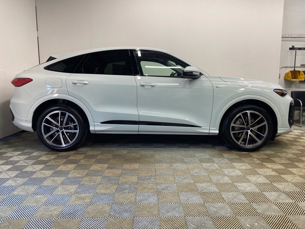 2026 Audi Q5 2.0T Prestige quattro