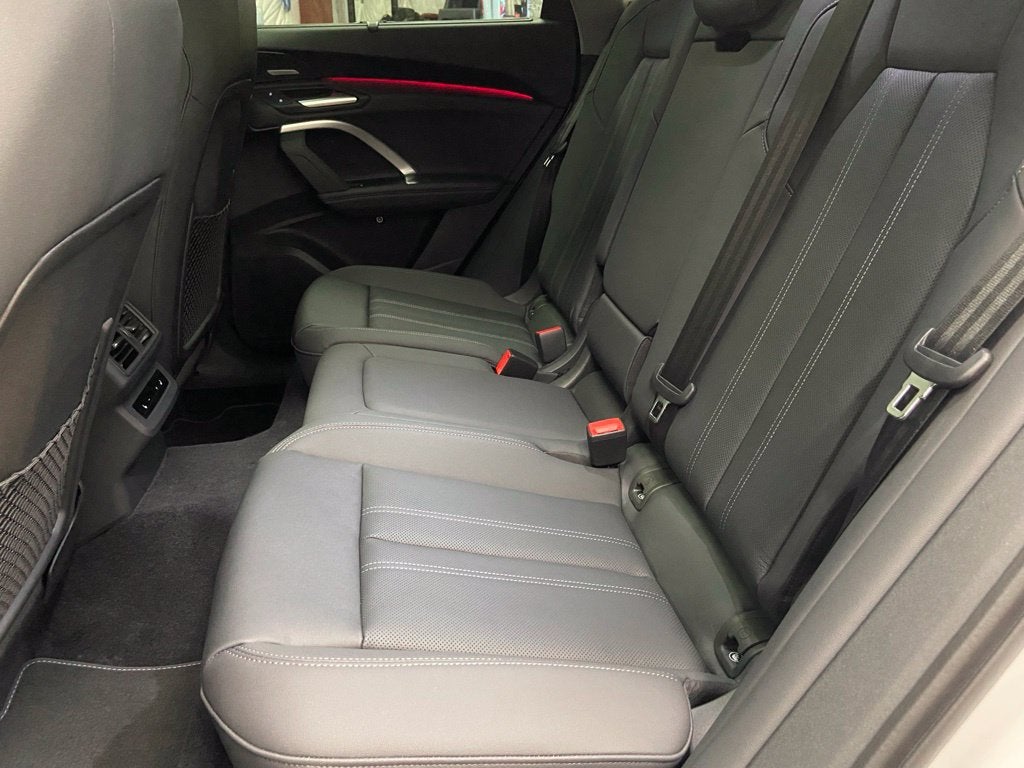 2026 Audi Q5 2.0T Prestige quattro