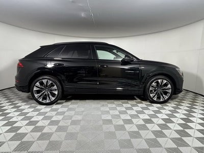 2026 Audi Q8 Prestige