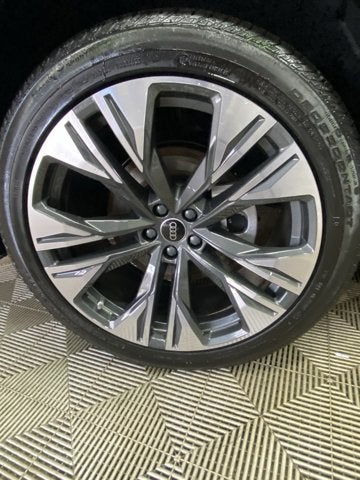 2026 Audi Q8 Prestige