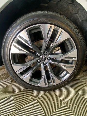 2026 Audi Q8 Prestige