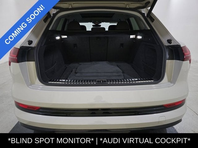 2021 Audi e-tron Premium Plus