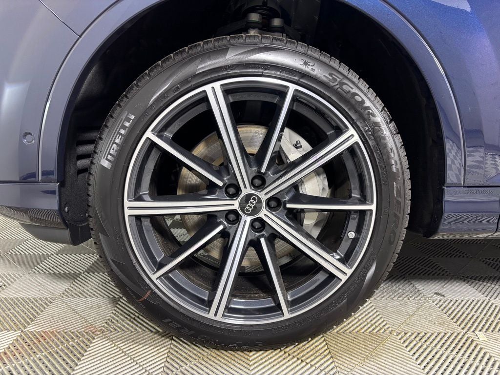 2026 Audi Q7 45 Premium Plus quattro