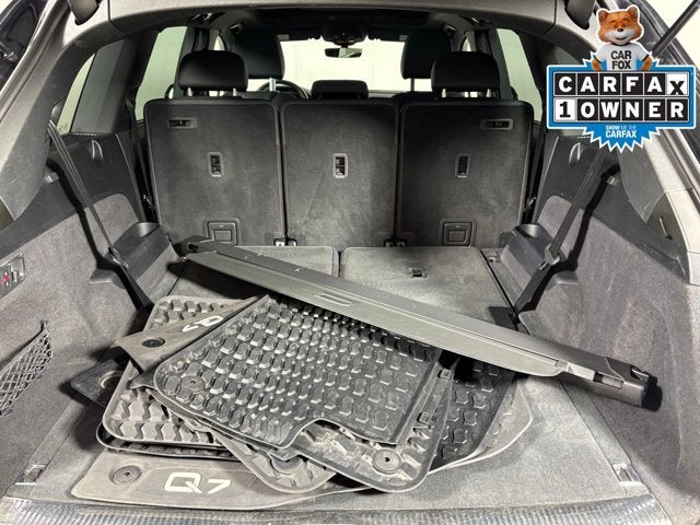 2021 Audi Q7 Premium Plus