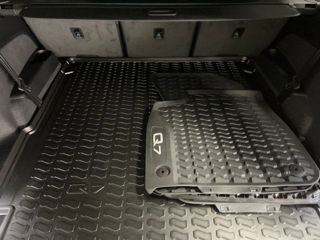 2026 Audi Q7 Premium Plus