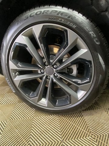 2026 Audi Q7 Premium Plus