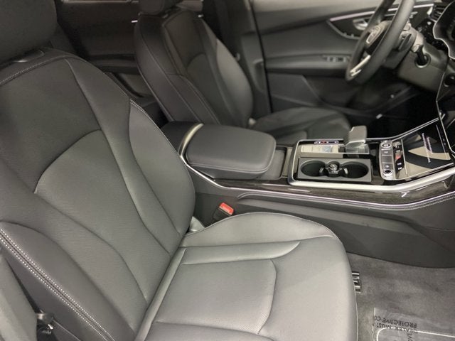 2026 Audi Q7 Premium Plus