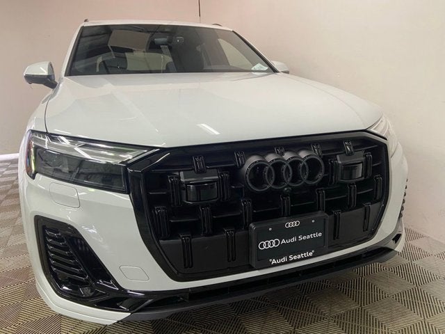 2026 Audi Q7 Premium Plus