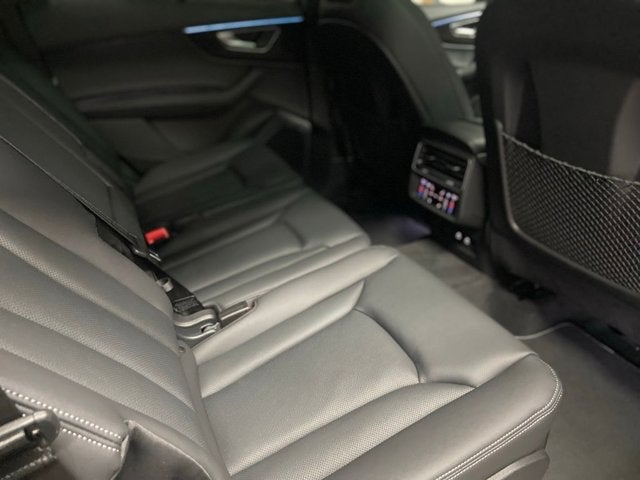 2026 Audi Q7 Premium Plus