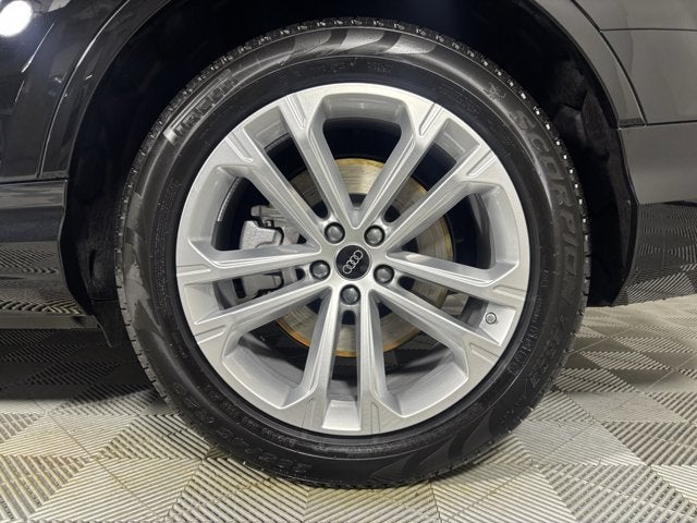 2026 Audi Q7 Premium Plus