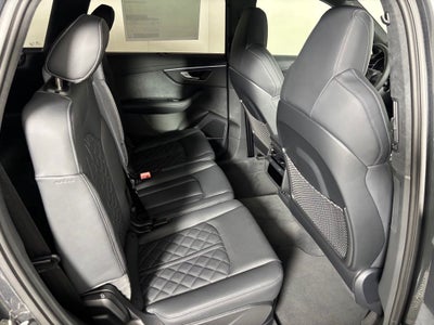 2026 Audi SQ7 Prestige quattro