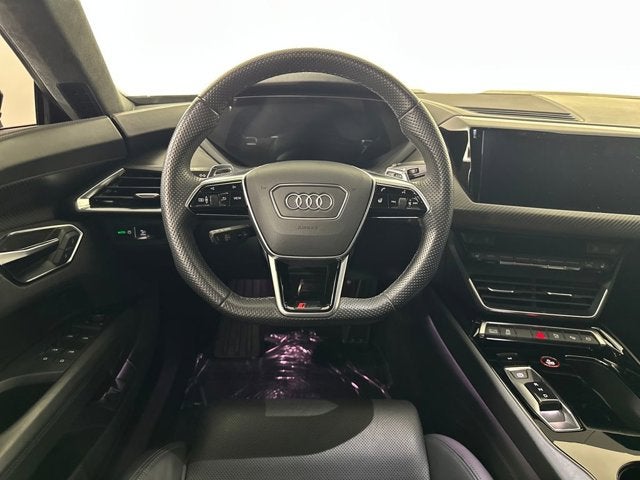 2023 Audi RS e-tron GT Base