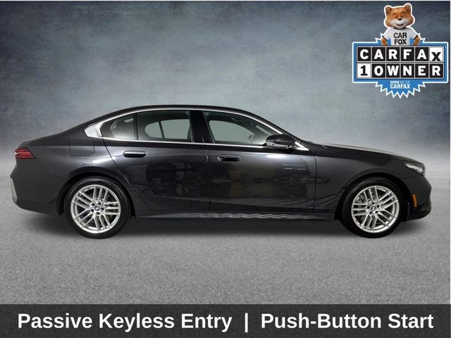 2025 BMW 5 Series 530i xDrive