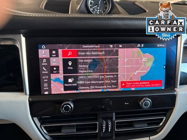 2023 Porsche Macan T