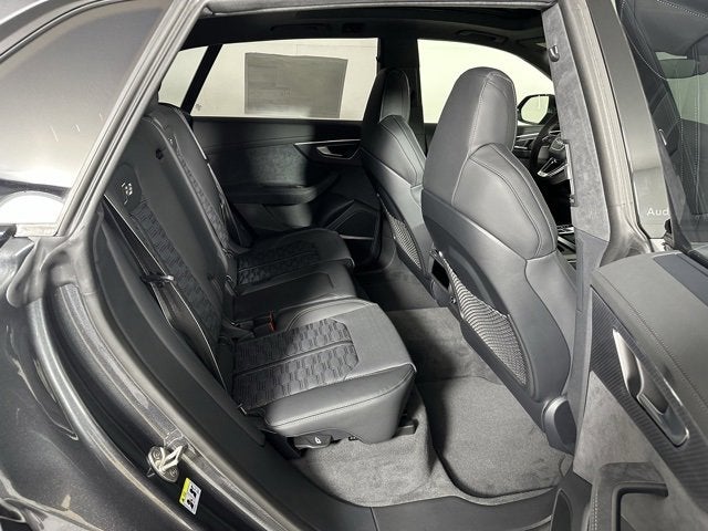 2026 Audi RS Q8 performance