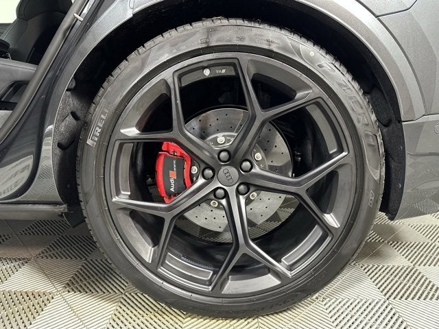 2026 Audi RS Q8 performance