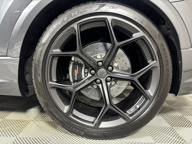 2026 Audi RS Q8 performance