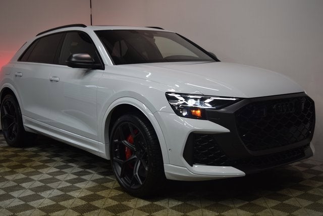 2026 Audi RS Q8 performance