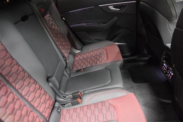 2026 Audi RS Q8 performance