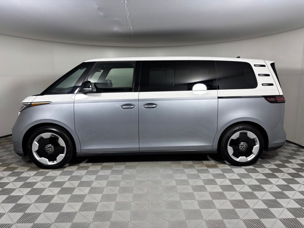2025 Volkswagen ID. Buzz Pro S Plus