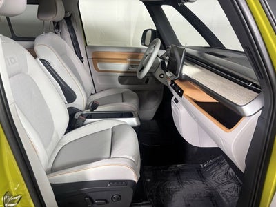 2025 Volkswagen ID. Buzz Pro S Plus