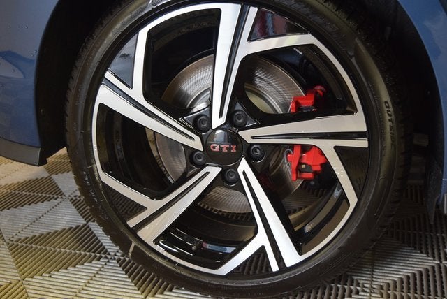 2026 Volkswagen Golf GTI SE