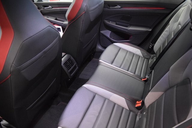 2026 Volkswagen Golf GTI SE