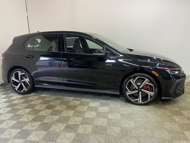 2026 Volkswagen Golf GTI SE