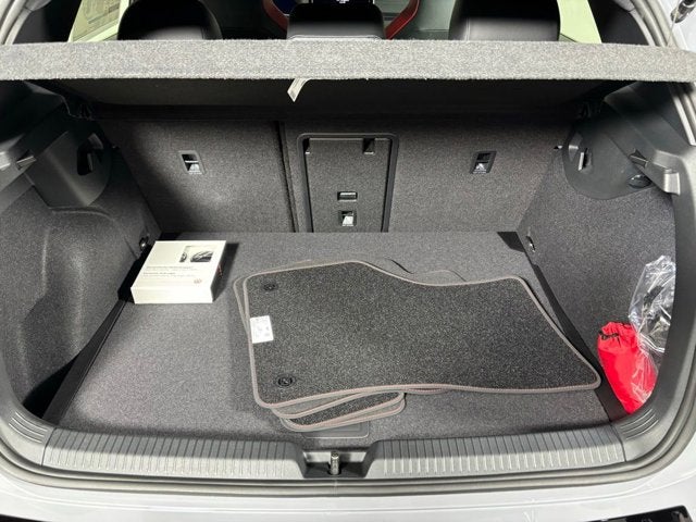 2026 Volkswagen Golf GTI SE