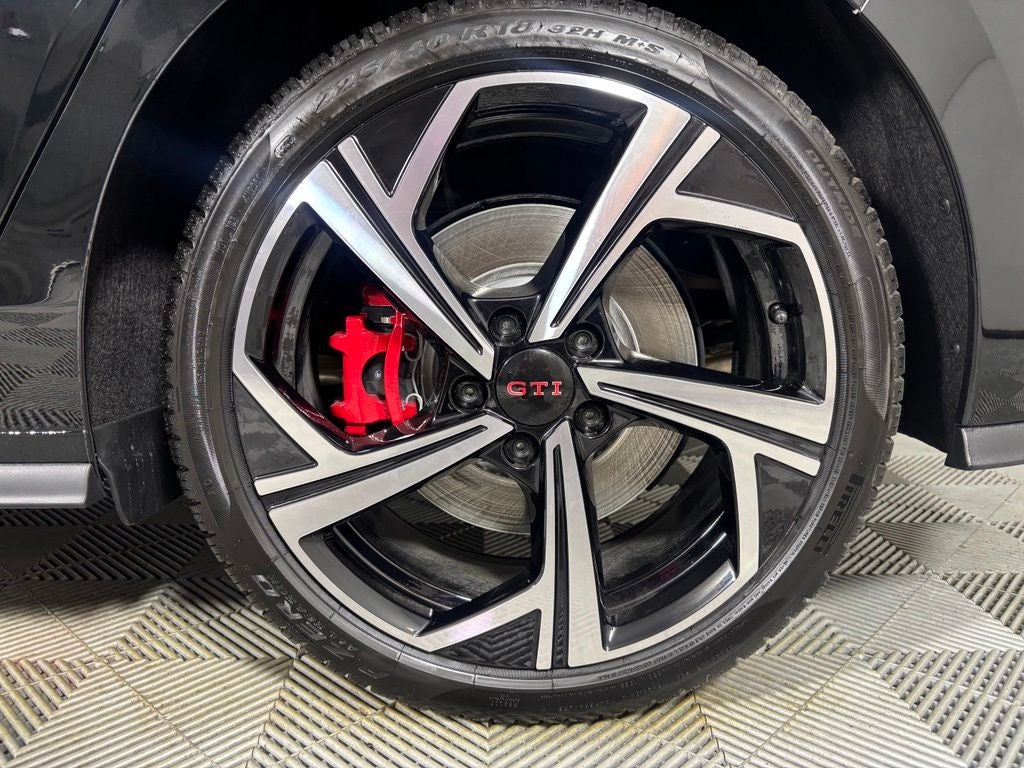2026 Volkswagen Golf GTI SE