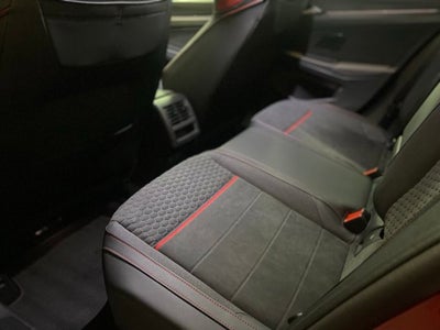 2026 Volkswagen Golf GTI SE