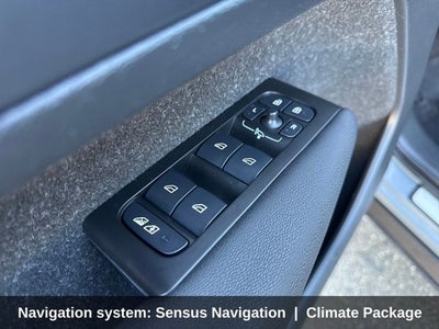 2021 Volvo XC40 R-Design