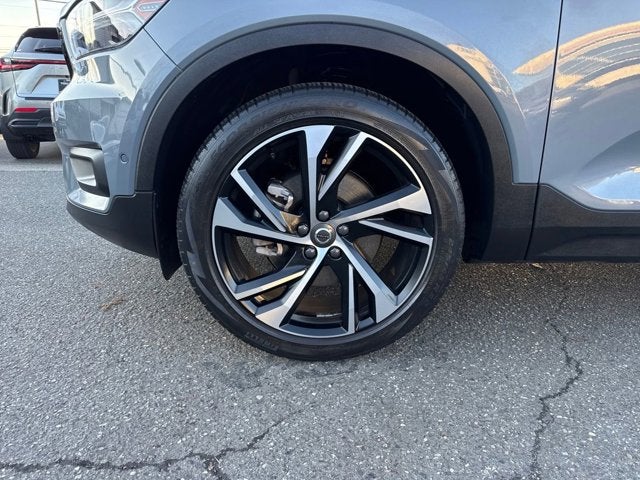 2021 Volvo XC40 R-Design