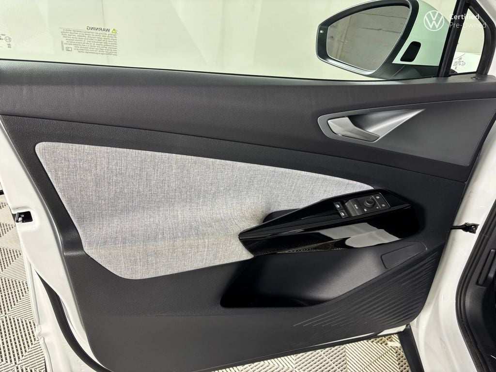 2024 Volkswagen ID.4 Pro