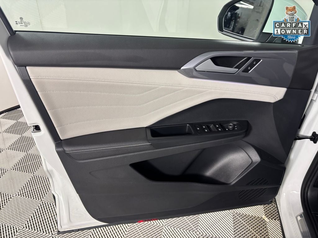 2025 Volkswagen Taos 1.5T SEL