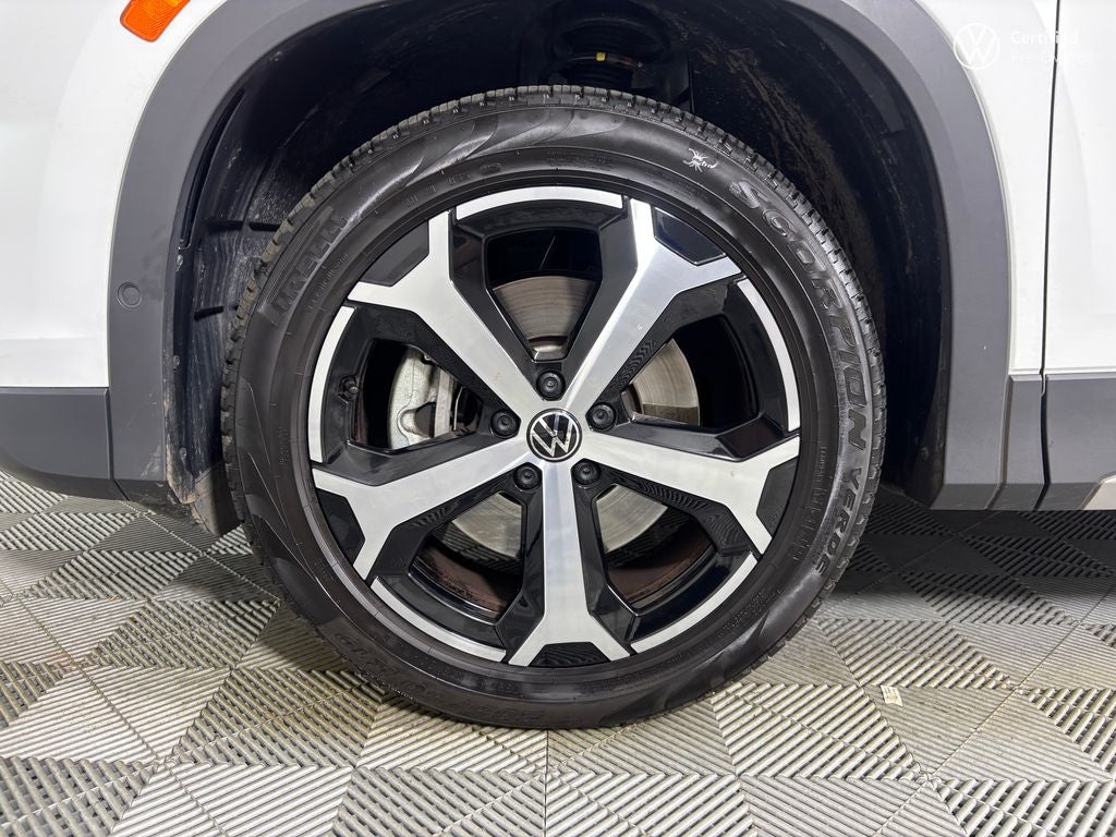 2025 Volkswagen Tiguan 2.0T SE