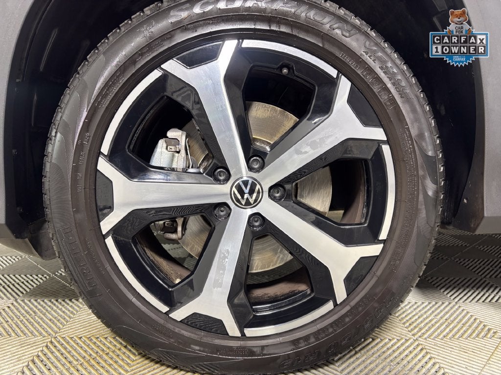 2025 Volkswagen Tiguan 2.0T SE