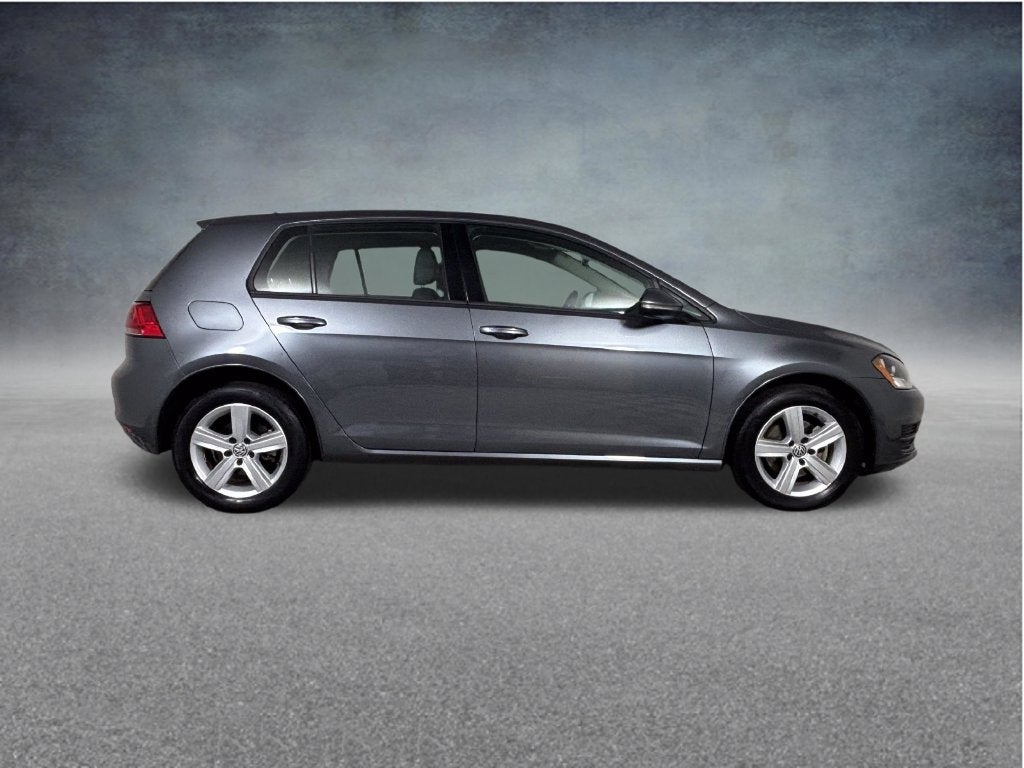 2017 Volkswagen Golf Wolfsburg