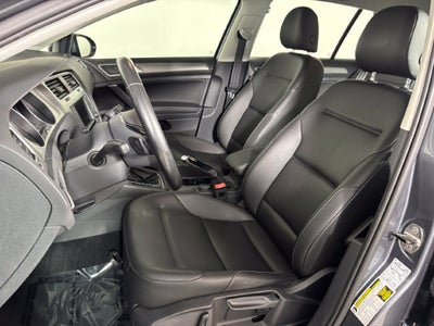 2017 Volkswagen Golf Wolfsburg