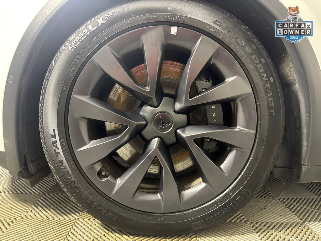 2022 Tesla Model X Base